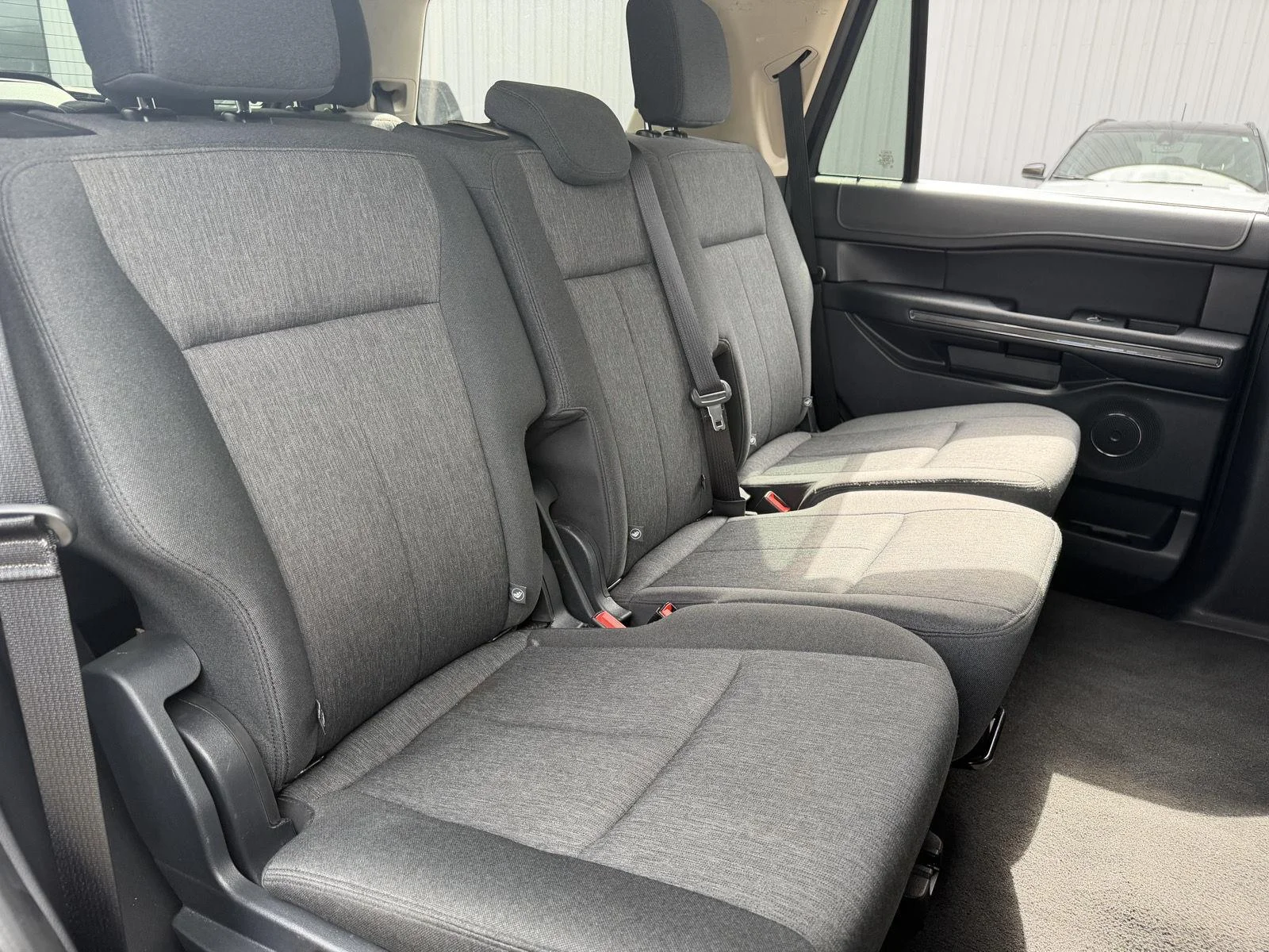 Used 2024 Iconic Silver Ford XLT image 19