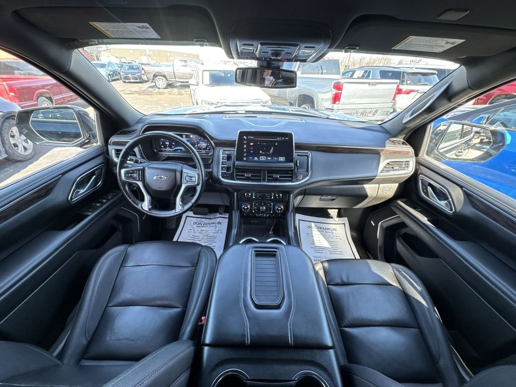 Used 2022 Black Chevrolet Z71 image 21