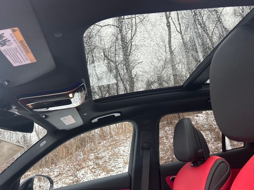 New 2026 Cirrus Silver Metallic Mercedes-Benz GLC 300 image 21