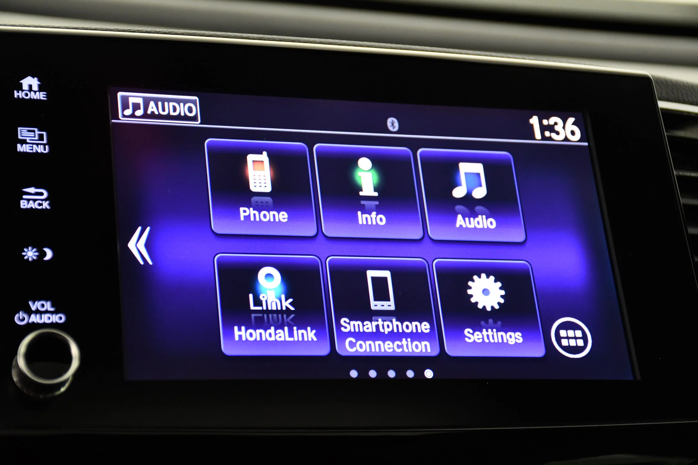 Certified Used 2023 Platinum White Pearl Honda RTL image 29
