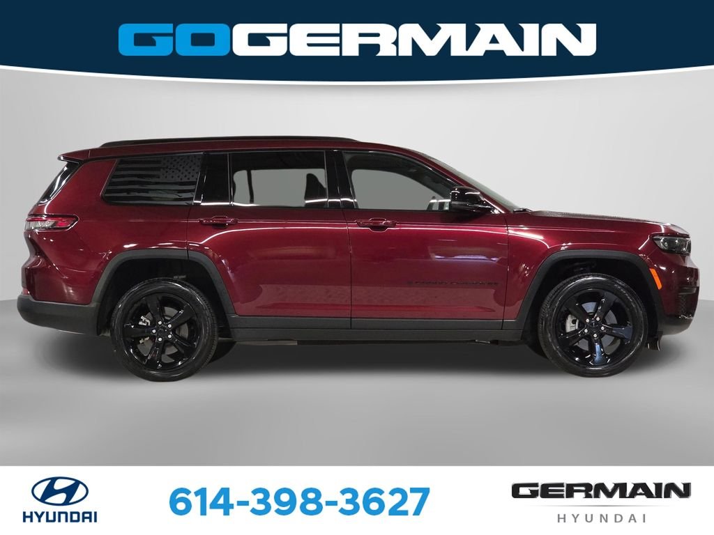 Used 2024 Red Jeep Altitude X image 7