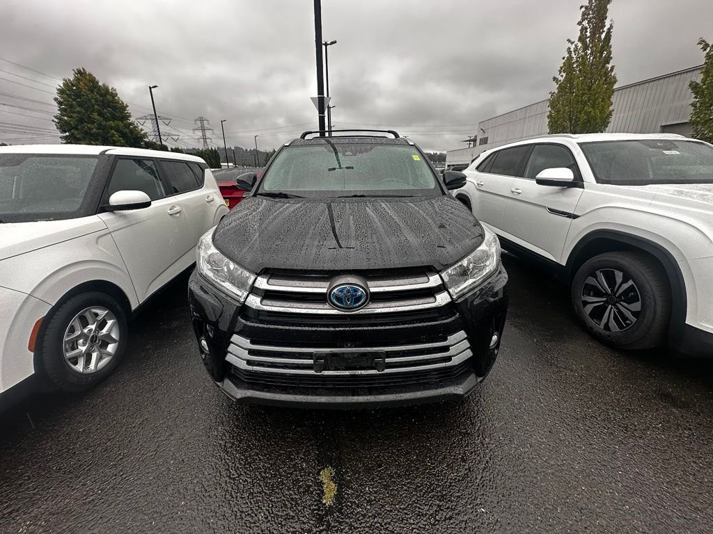 Used 2018 Black Toyota Limited Platinum image 14