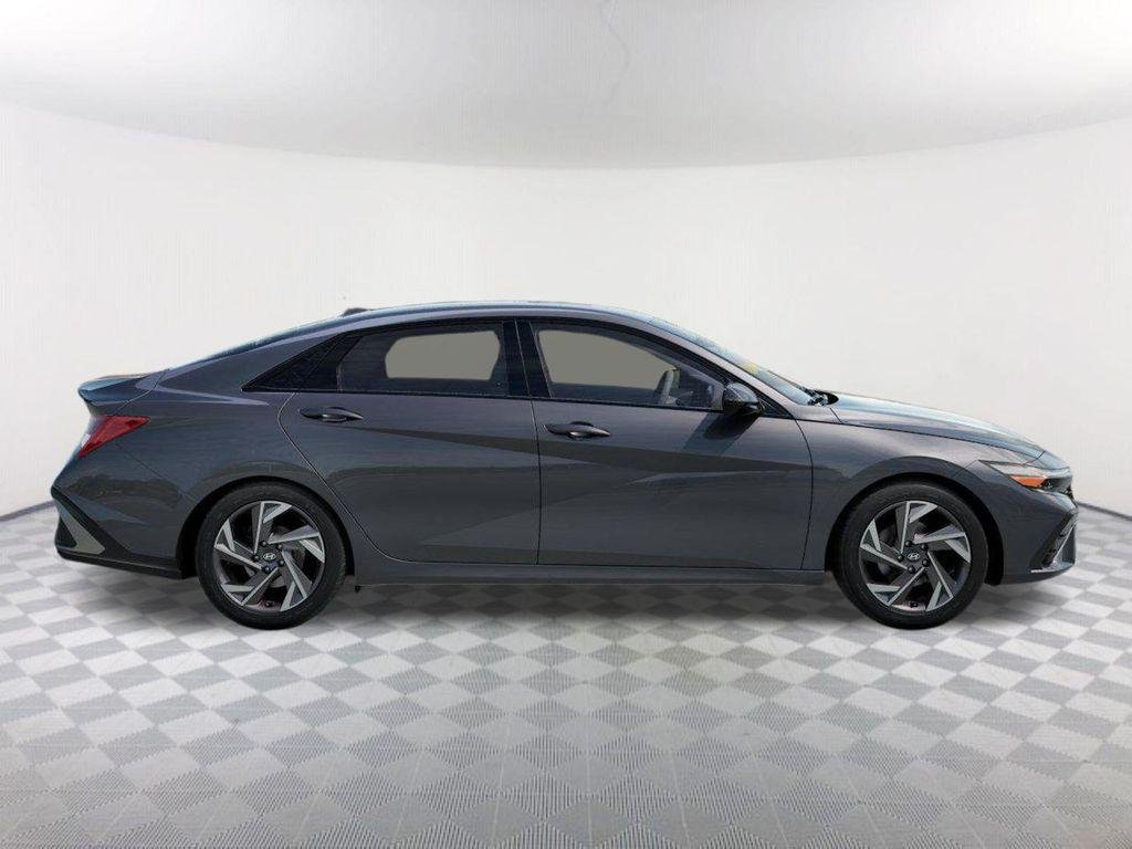New 2026 Gray Hyundai SEL Sport image 7