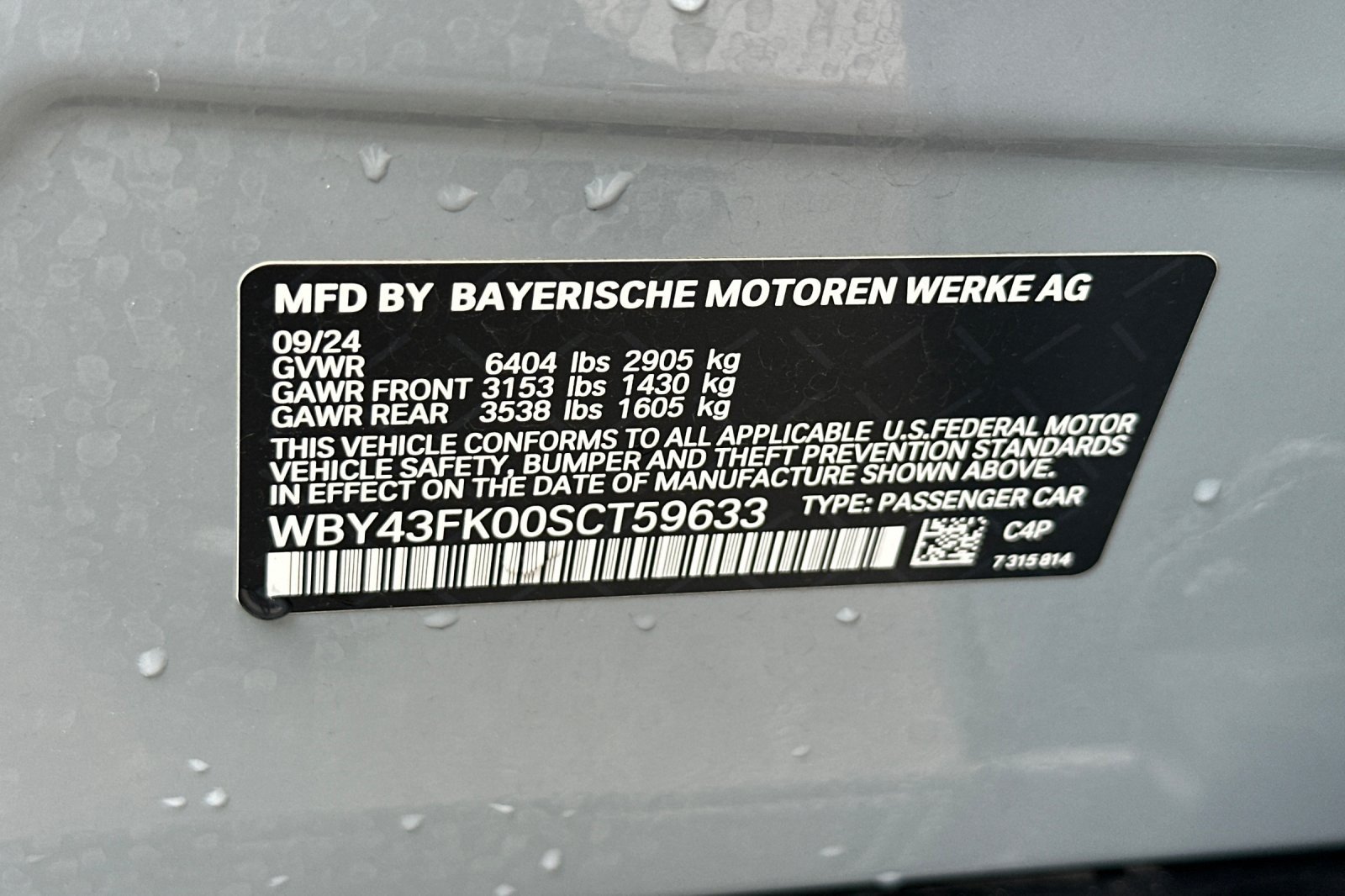 Used 2025 Brooklyn Grey Metallic BMW M60 image 28