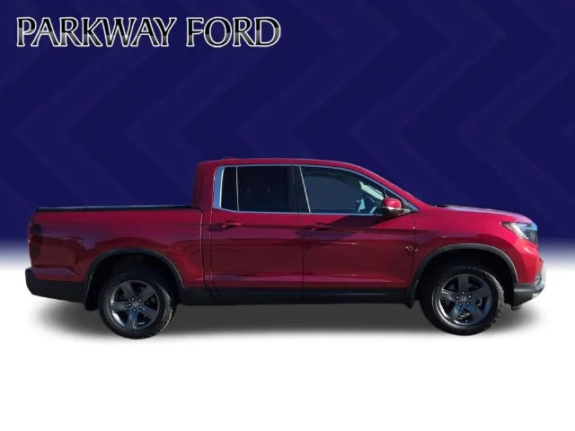 Used 2023 Red Honda RTL image 6