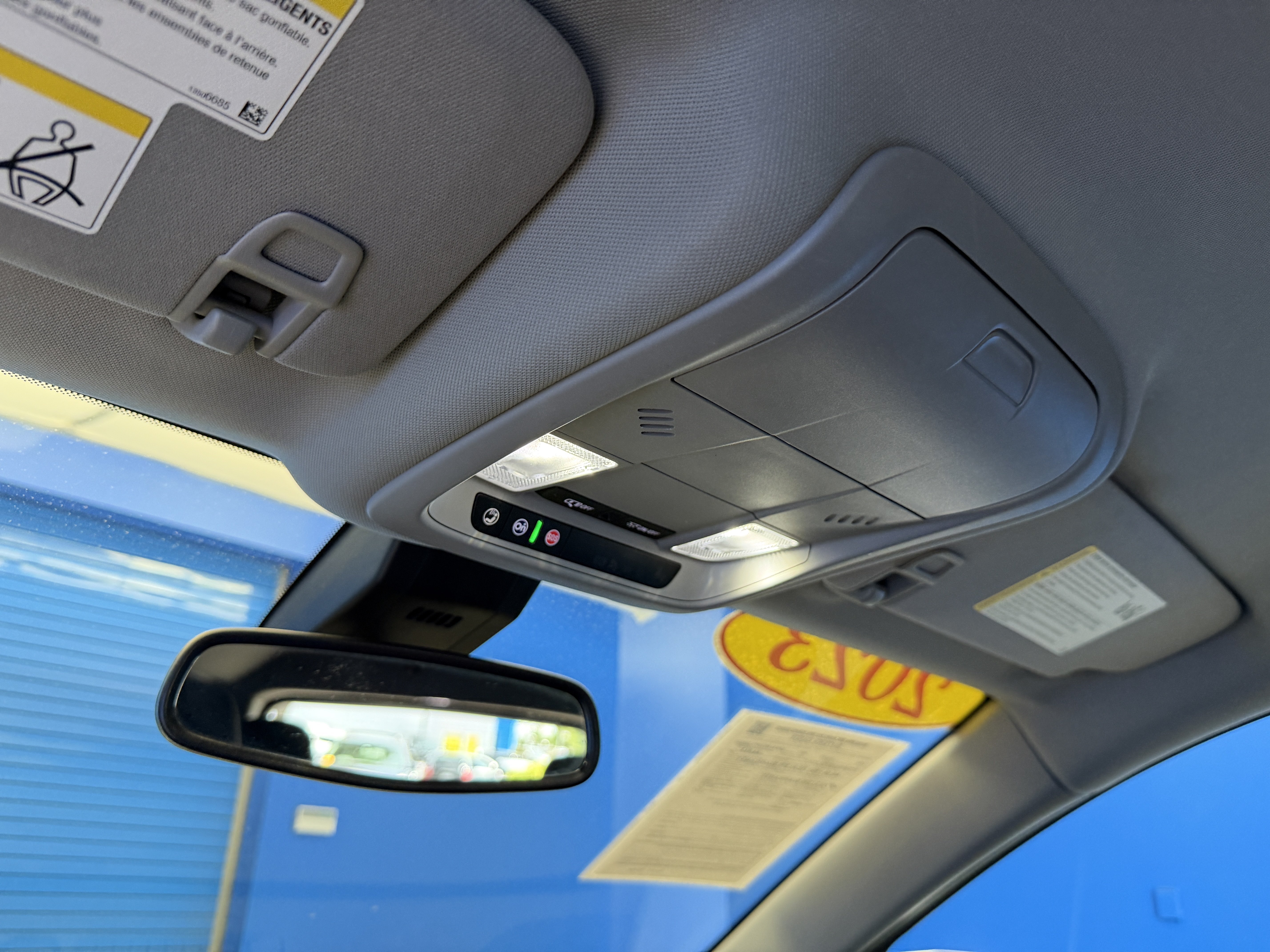 Used 2023 Summit White GMC SLE image 22