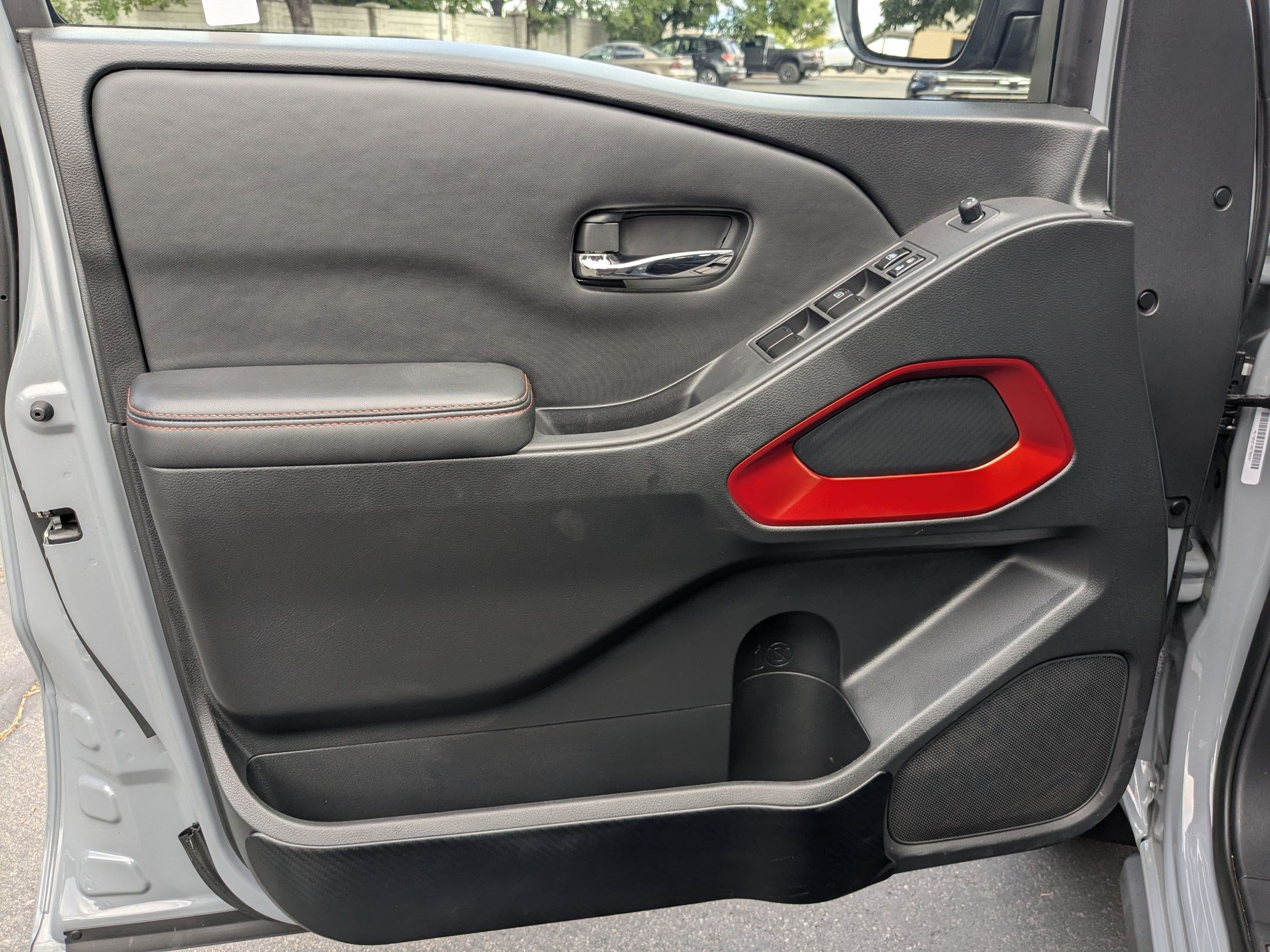 Used 2023 Boulder Gray Pearl Nissan PRO-4X image 12