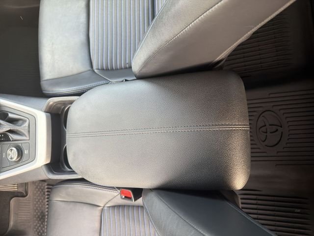 2021 Toyota RAV4 XSE - Photo 25