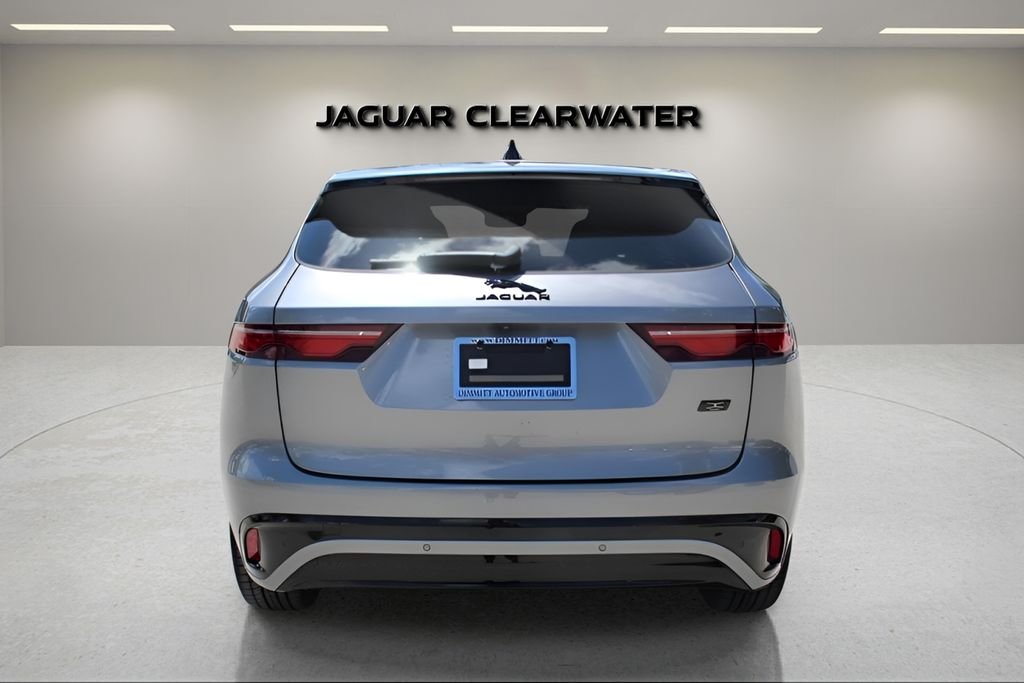 New 2026 Eiger Grey Jaguar P250 R-Dynamic S image 4