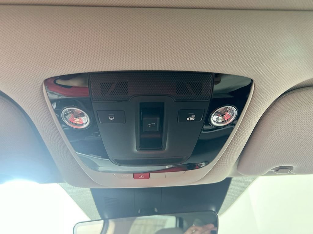 New 2026 Glacial White Pearl Kia SX image 18