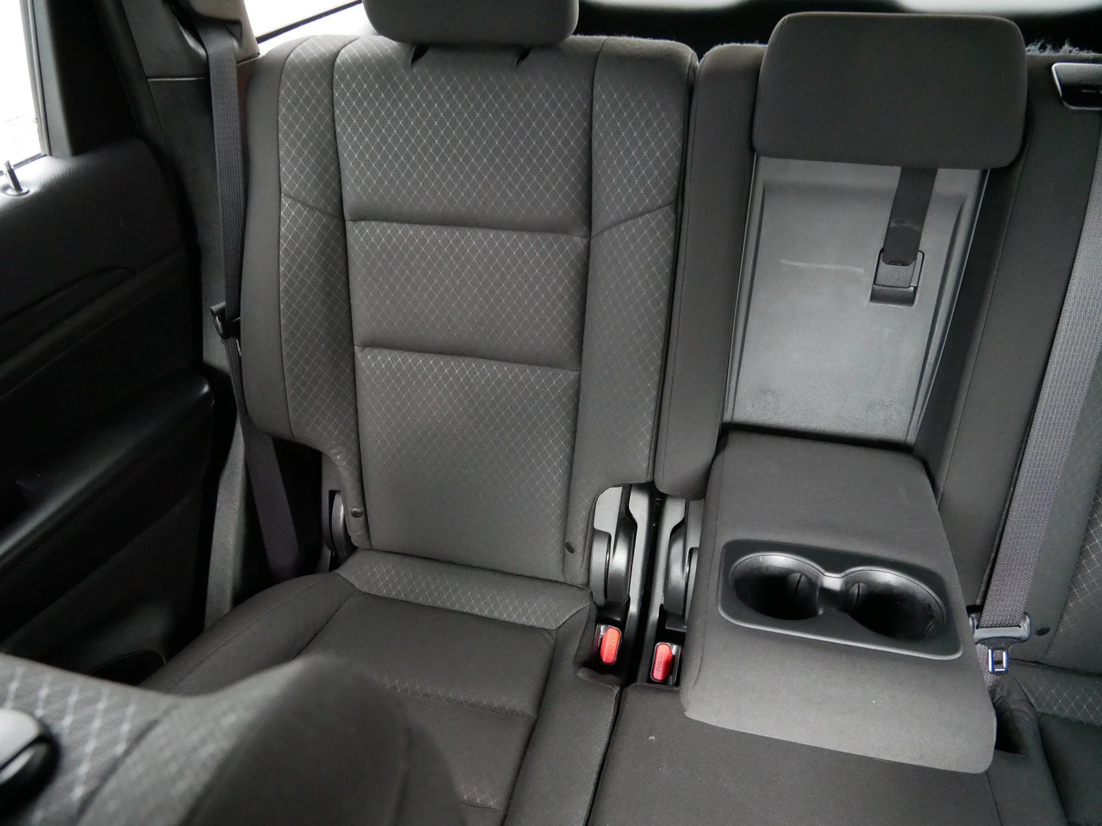 Used 2021 Velvet Red Pearlcoat Jeep Laredo E image 12
