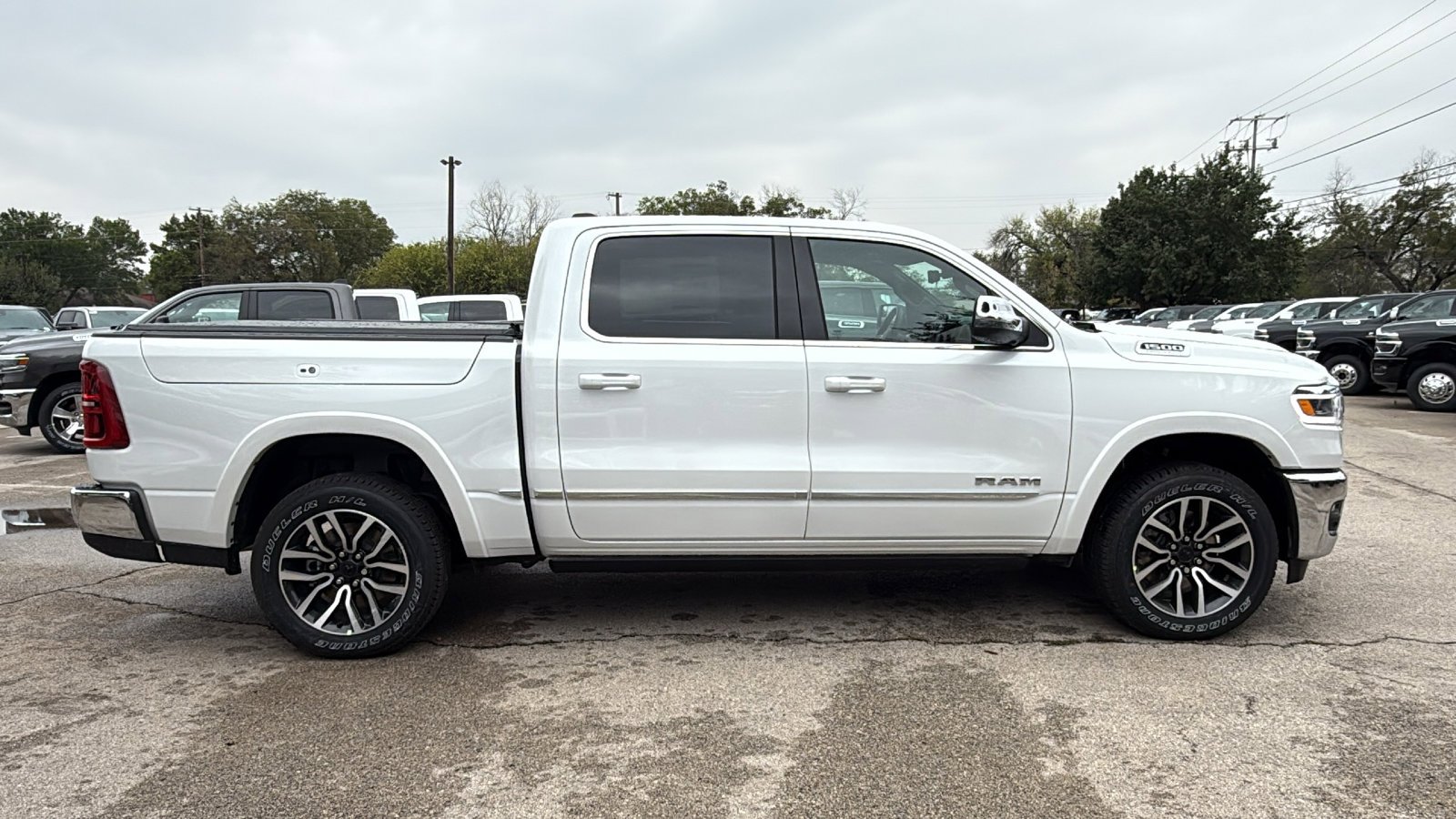 New 2026 Ivory White Tri-Coat Pearl-Coat Exterior Paint RAM Limited image 7