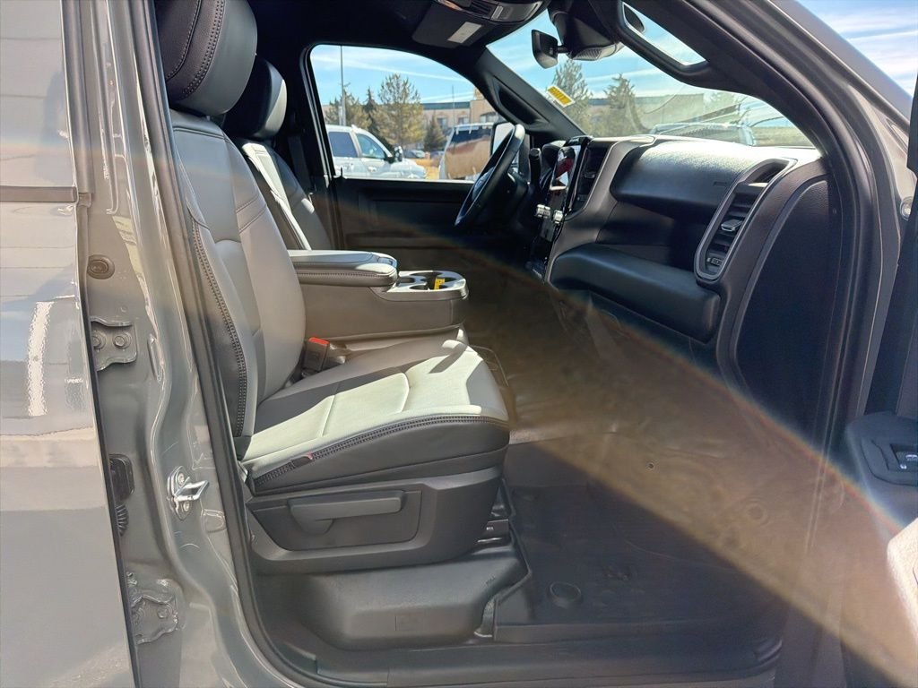 New 2026 Ceramic Gray Clearcoat RAM Tradesman image 39