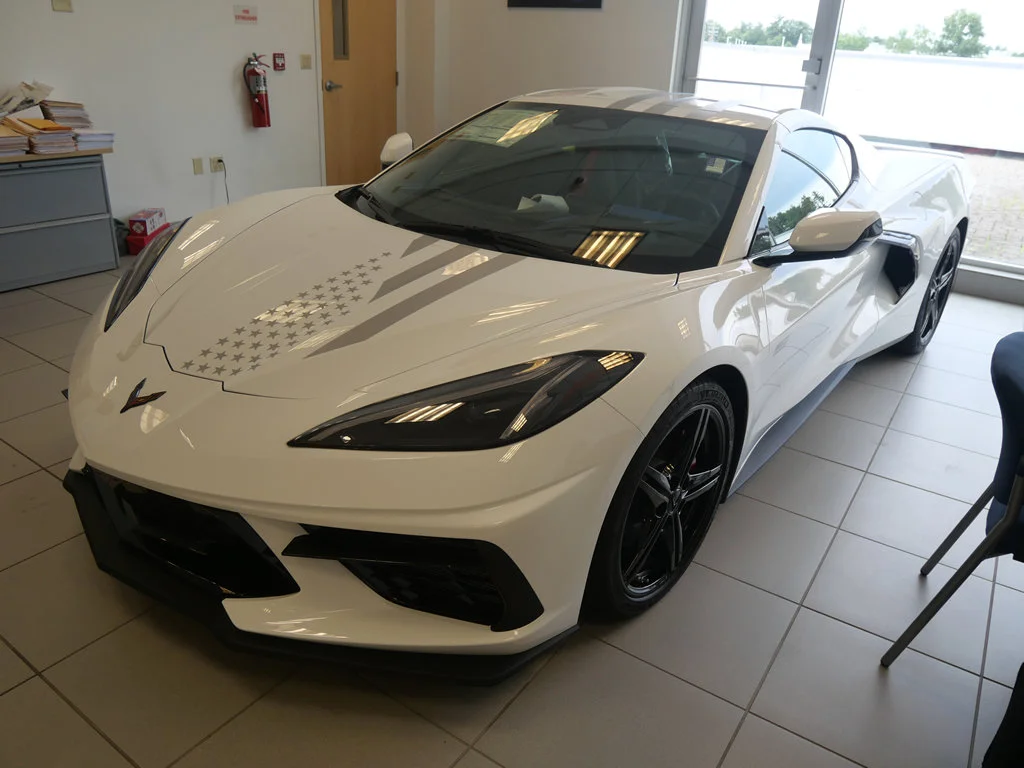 New 2026 Arctic White Chevrolet 3LT image 3