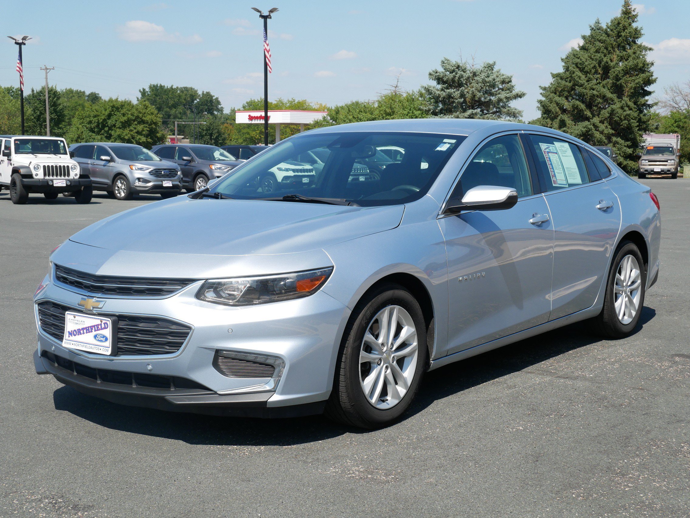 Used 2017 Arctic Blue Metallic Chevrolet LT image 4