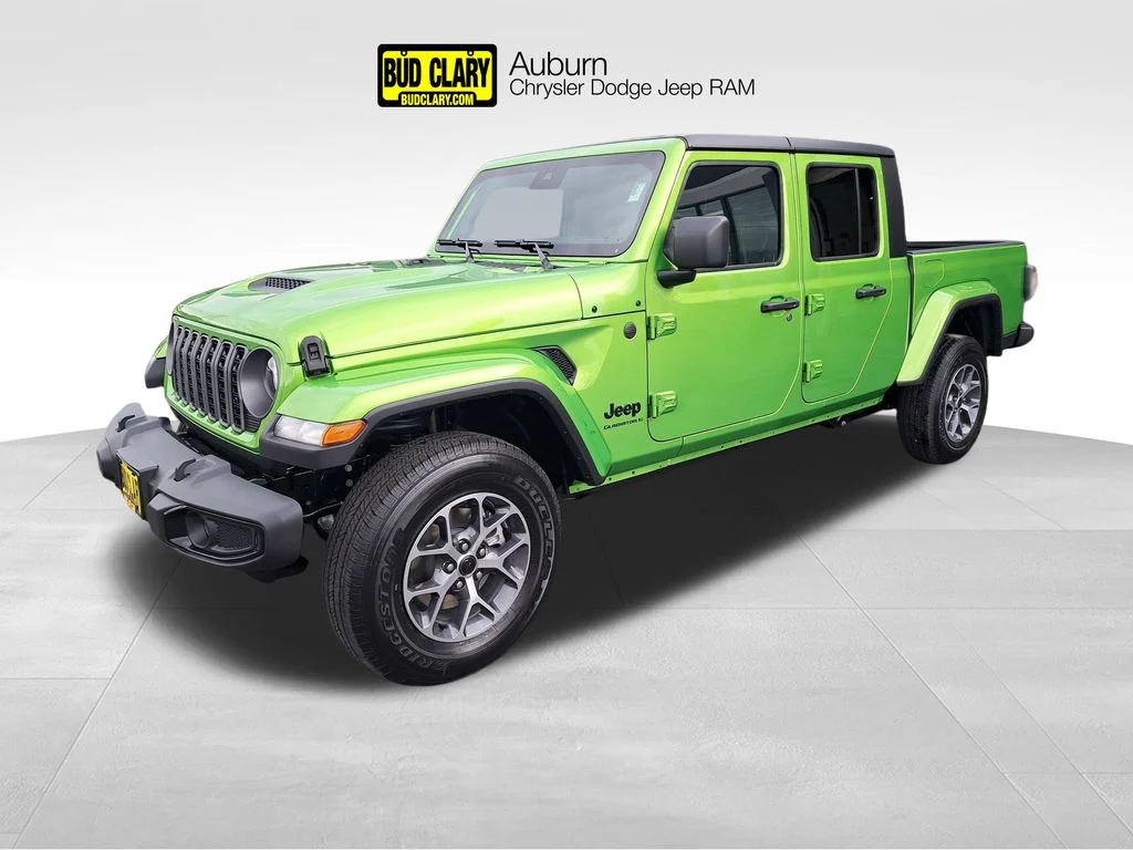 2025 Jeep Gladiator Sport S Auto's photo