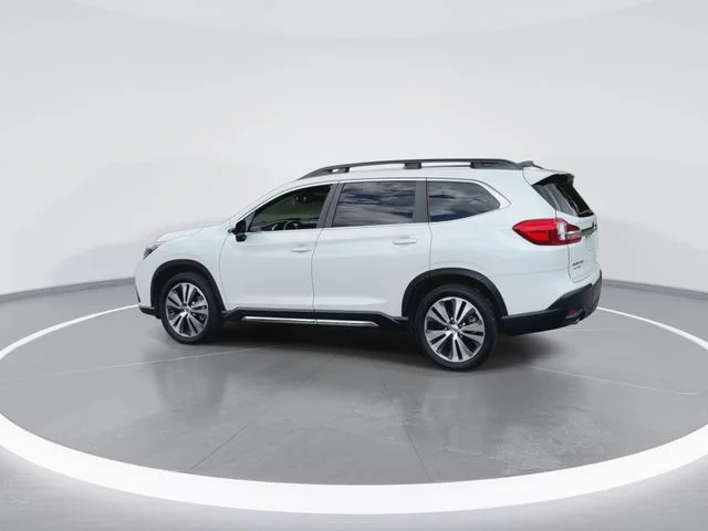 Used 2022 White Subaru Limited image 7
