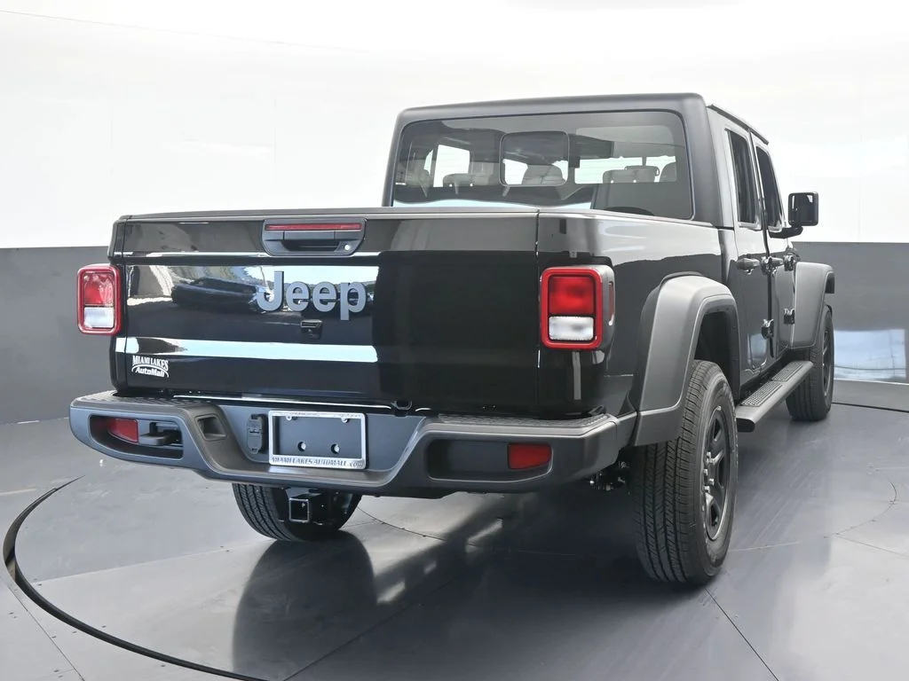 New 2026 Black Clear-Coat Exterior Paint Jeep Sport image 5
