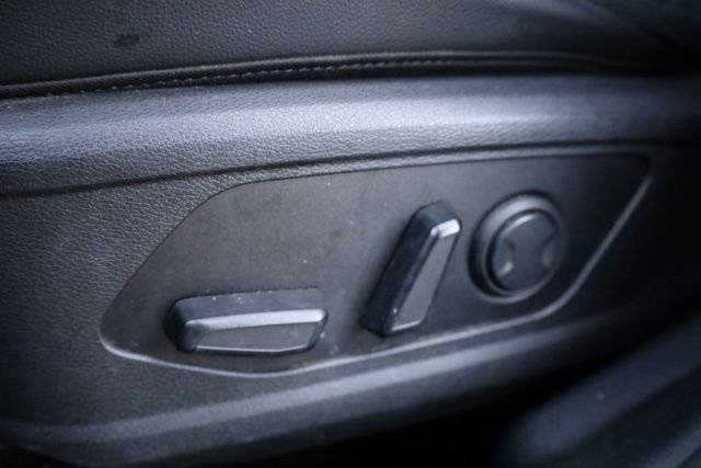 Used 2023 Sapphire Blue Kia X-Line image 18