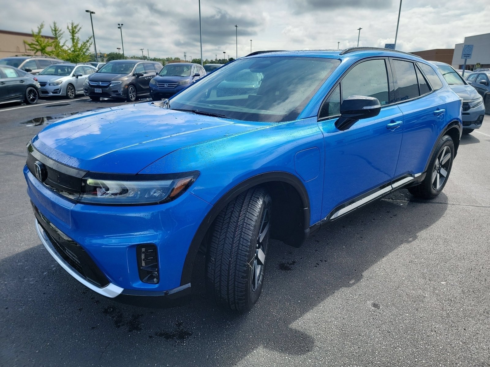 New 2026 Pacific Blue Metallic Honda Touring image 3
