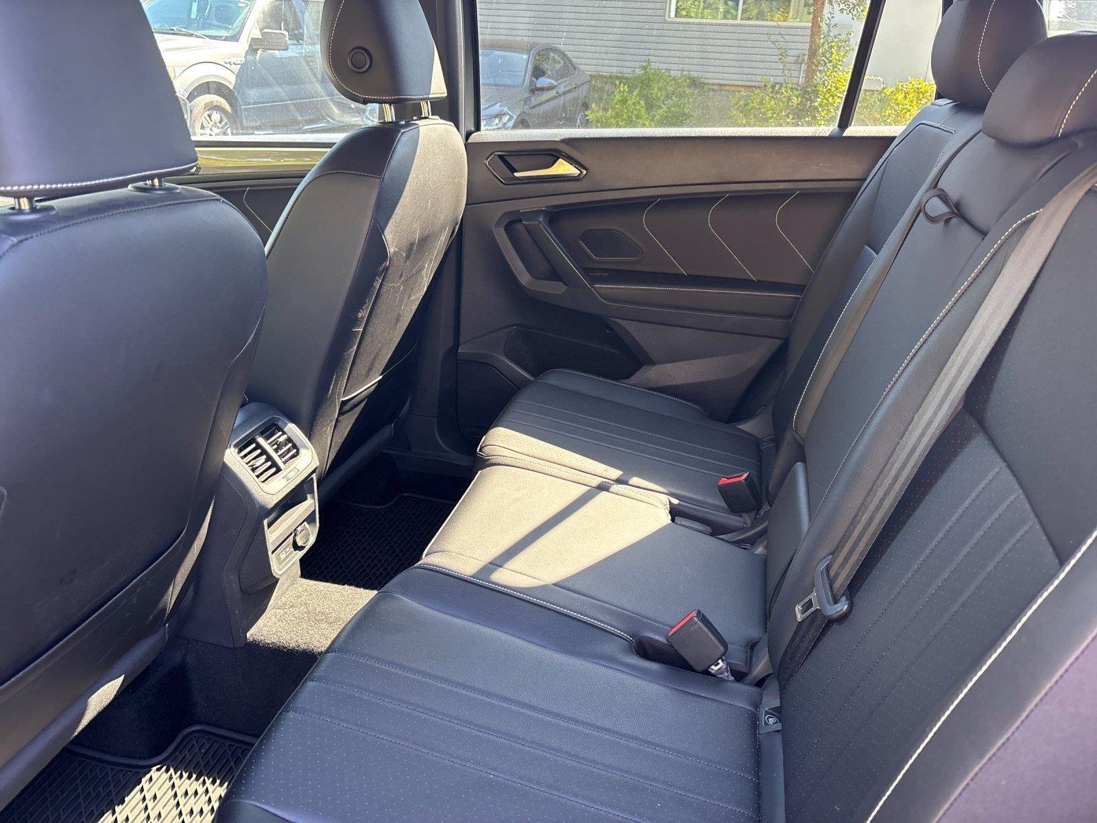 Used 2023 Platinum Gray Metallic Volkswagen SE R-Line Black image 31