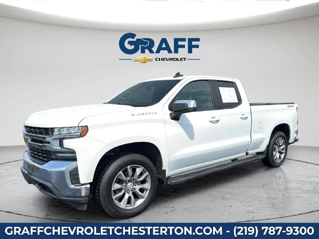 Used 2020 SUMMIT WHITE Chevrolet LT image 2