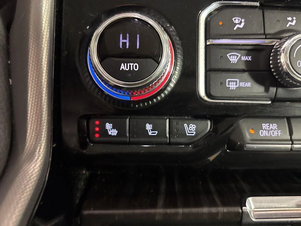 Used 2021 White Frost GMC Denali image 18
