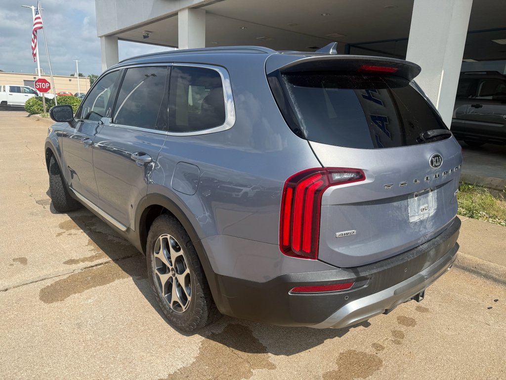 Used 2020 Everlasting Silver Kia EX image 8