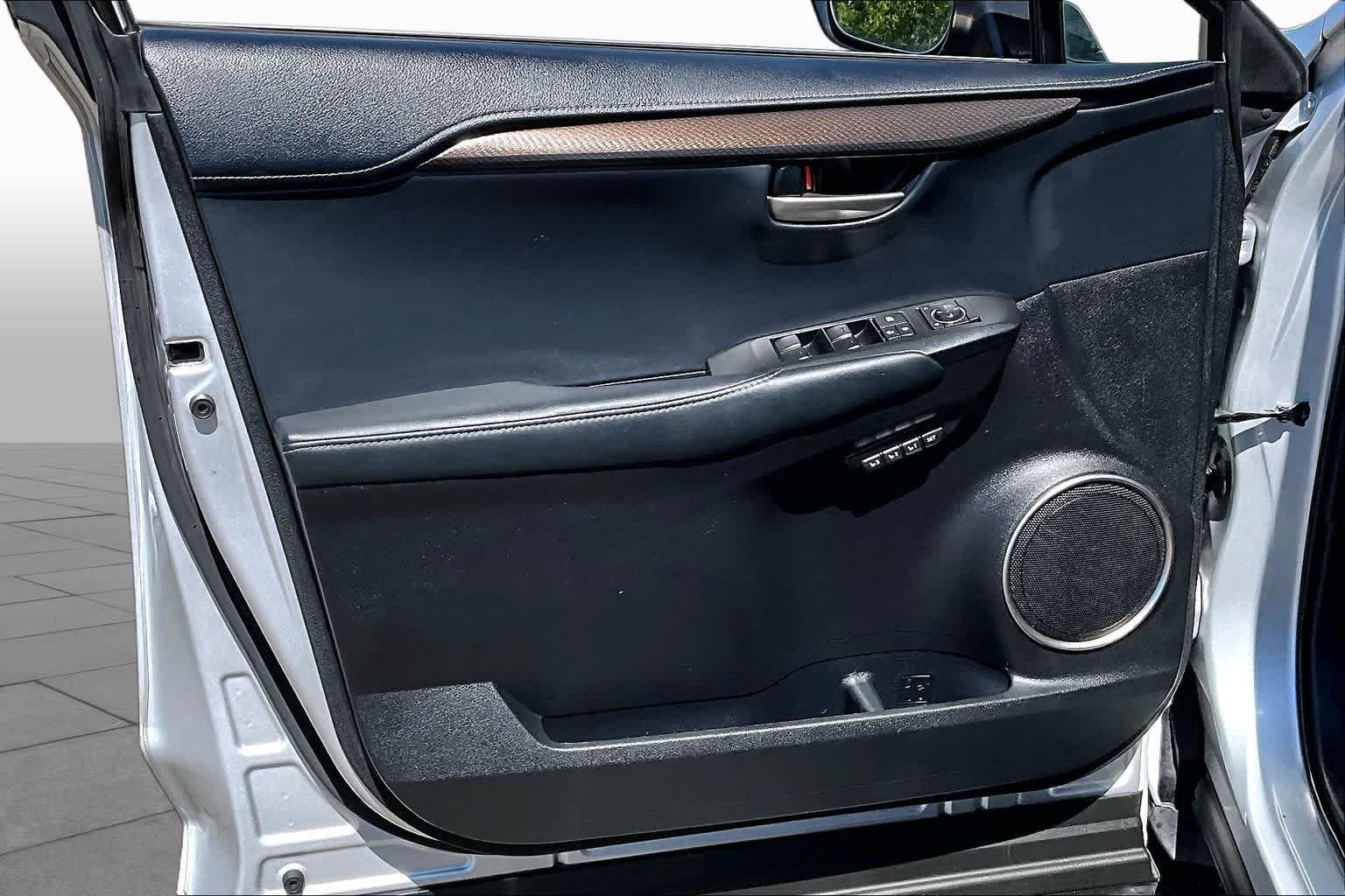 Used 2015 Silver Lining Metallic Lexus  image 21