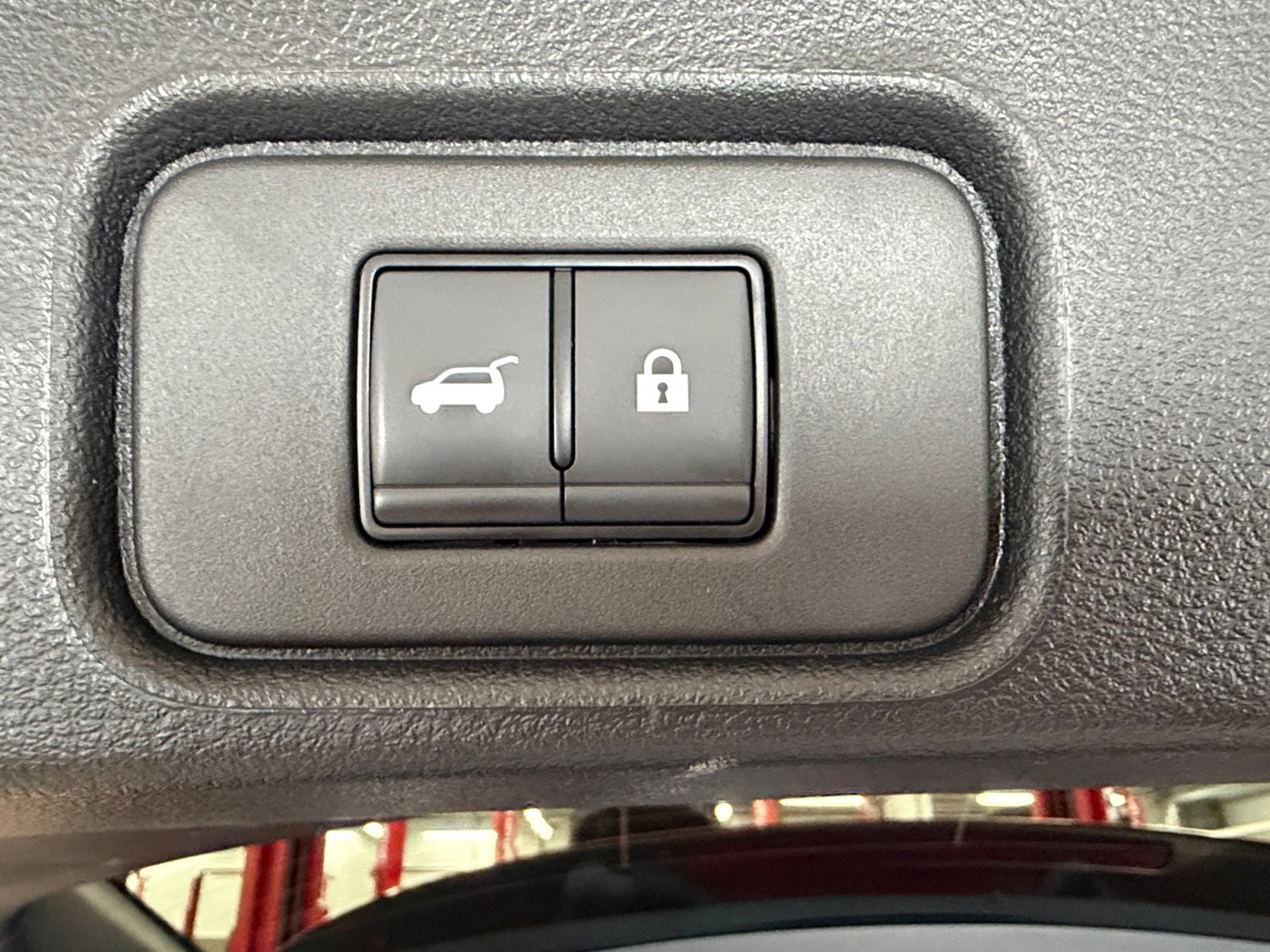 Used 2025 Scarlet Ember Tintcoat Nissan SL image 35