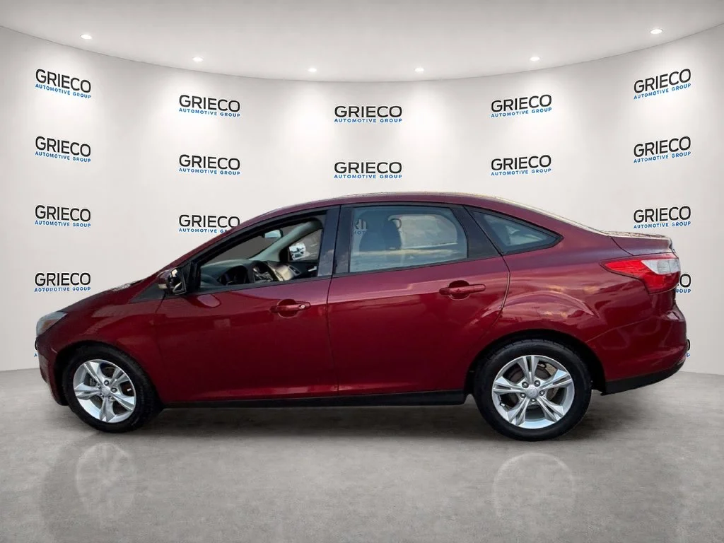 Used 2013 Ruby Red Metallic Ford SE image 5