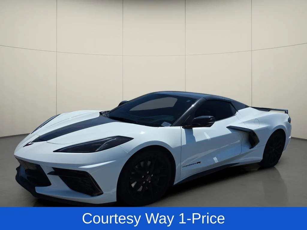 Used 2023 White Chevrolet Stingray image 4