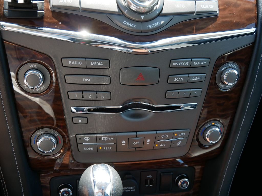 Certified Used 2019 White Nissan Platinum image 23