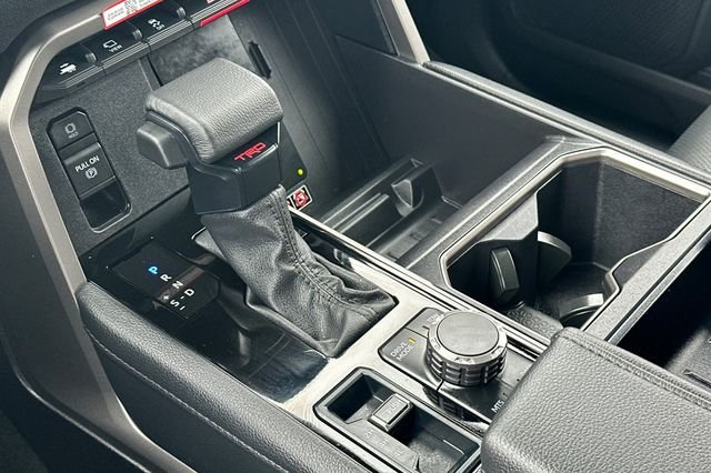 2025 Toyota Tundra Limited - Photo 21