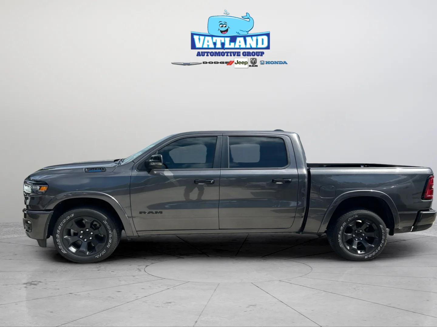 Used 2025 Crystal Metallic Ram Big Horn/Lone Star image 2