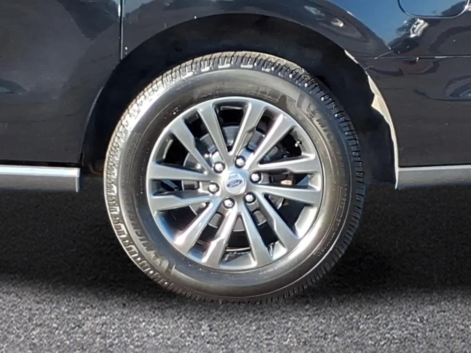 Used 2020 Agate Black Ford Limited image 3