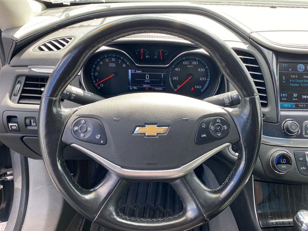 Used 2019 Pepperdust Metallic Chevrolet LT image 16