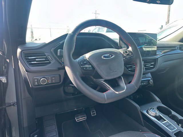 Used 2023 Gray Ford ST-Line image 14