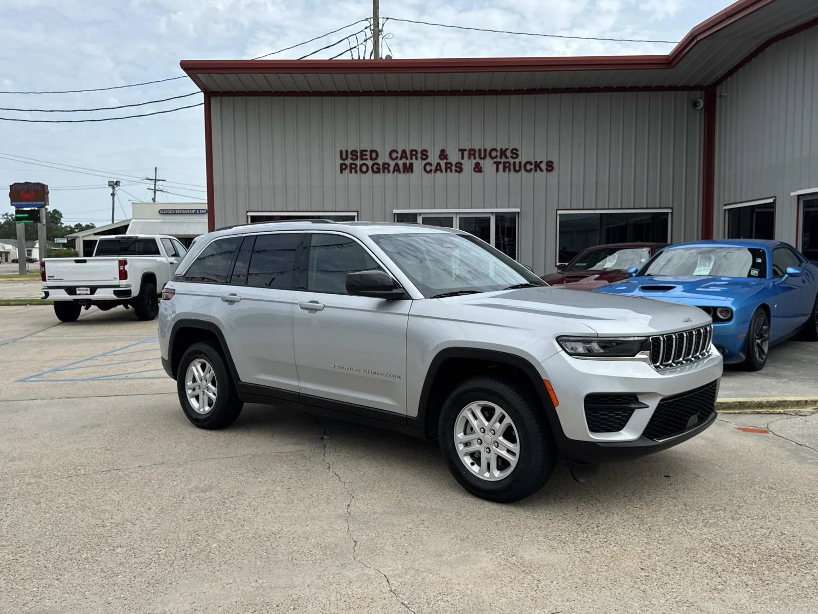 2024 Jeep Grand Cherokee Laredo