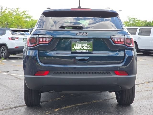 New 2026 Fathom Blue Pearl Coat Jeep Latitude image 24