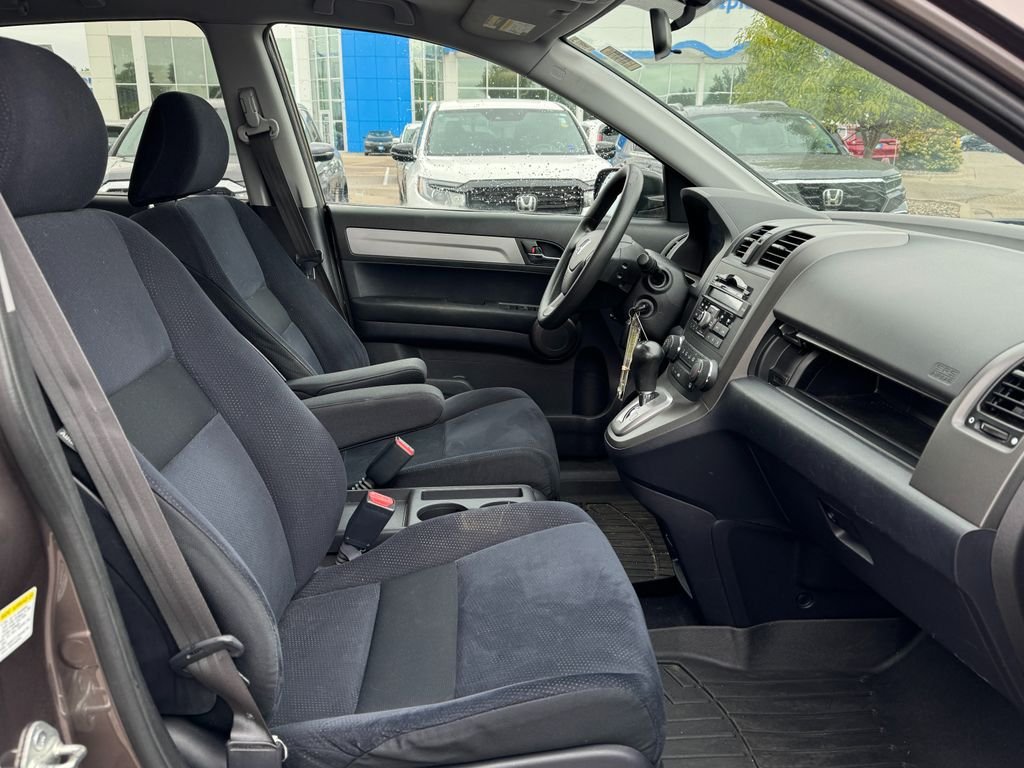Used 2011  Honda EX image 19
