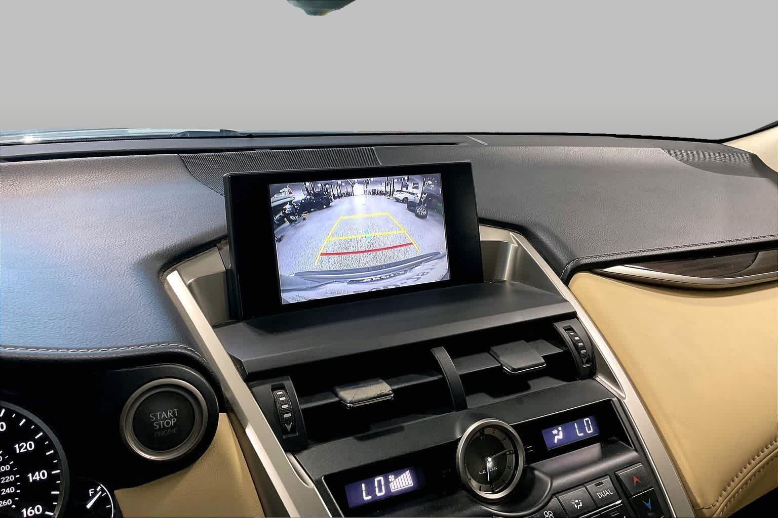 Used 2015 Atomic Silver Lexus  image 25