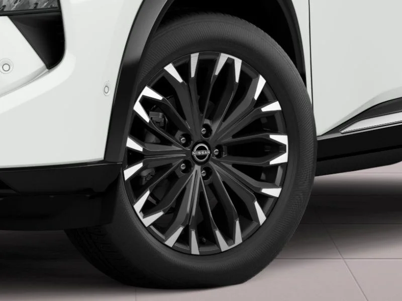 New 2026 White Nissan Platinum image 10