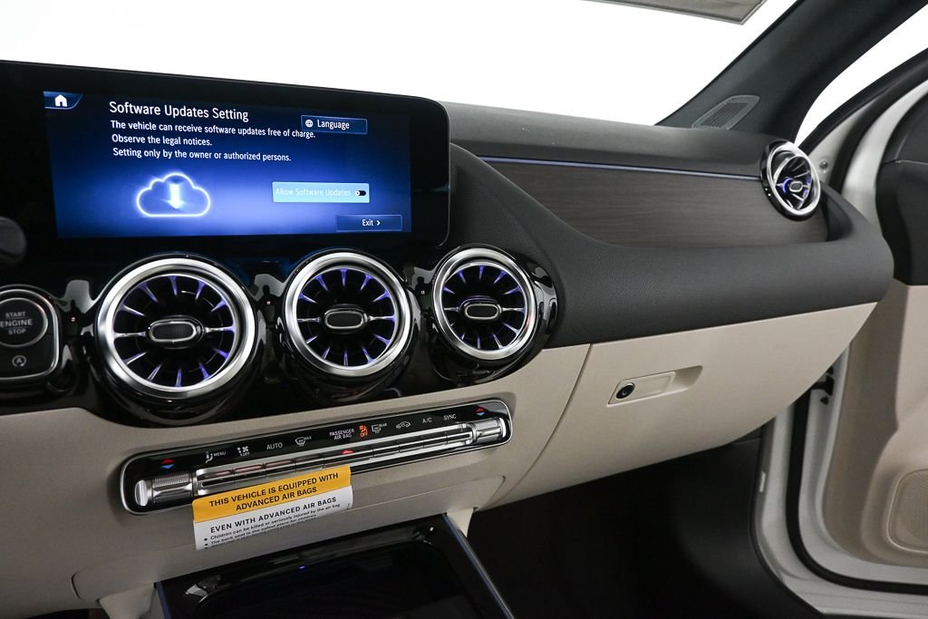 New 2026 Polar White Mercedes-Benz GLA 250 image 13