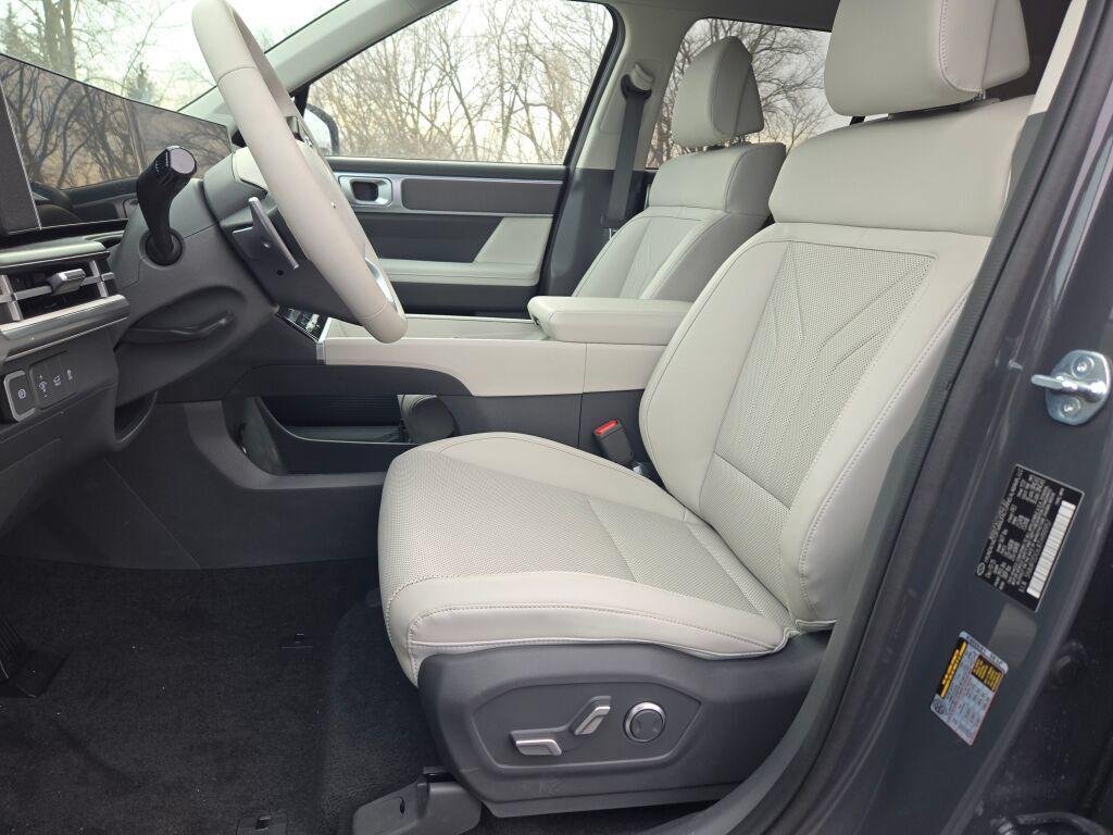 New 2026 Gray Hyundai SEL AWD image 24