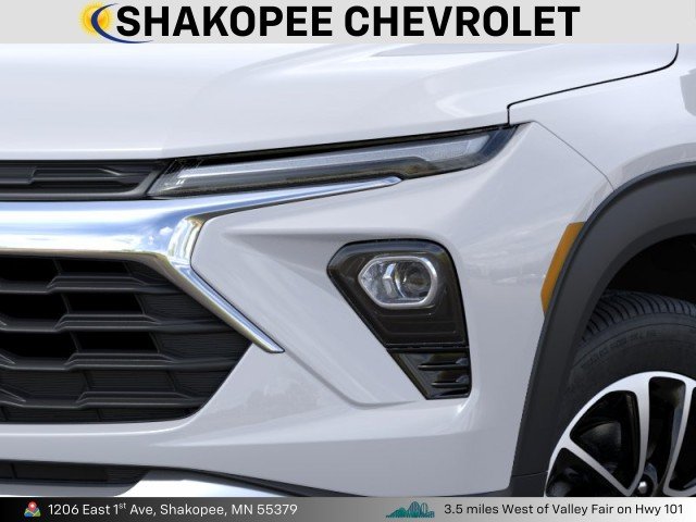 New 2026 Summit White Chevrolet LT image 10