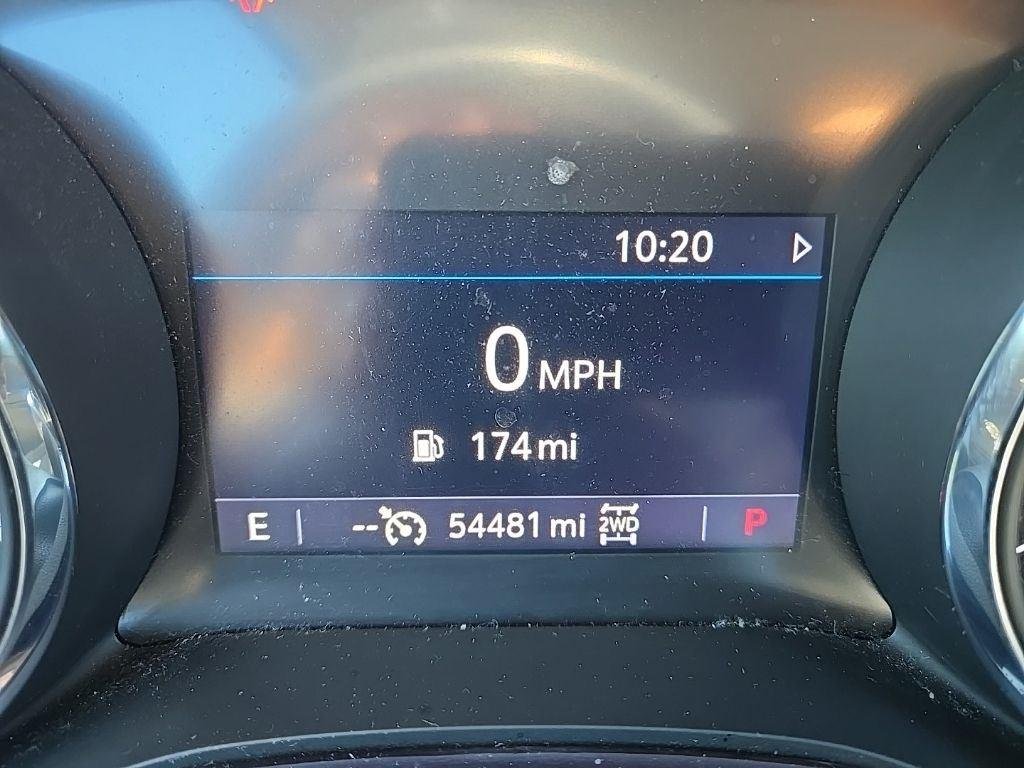 Used 2021 Azure Buick Preferred image 6