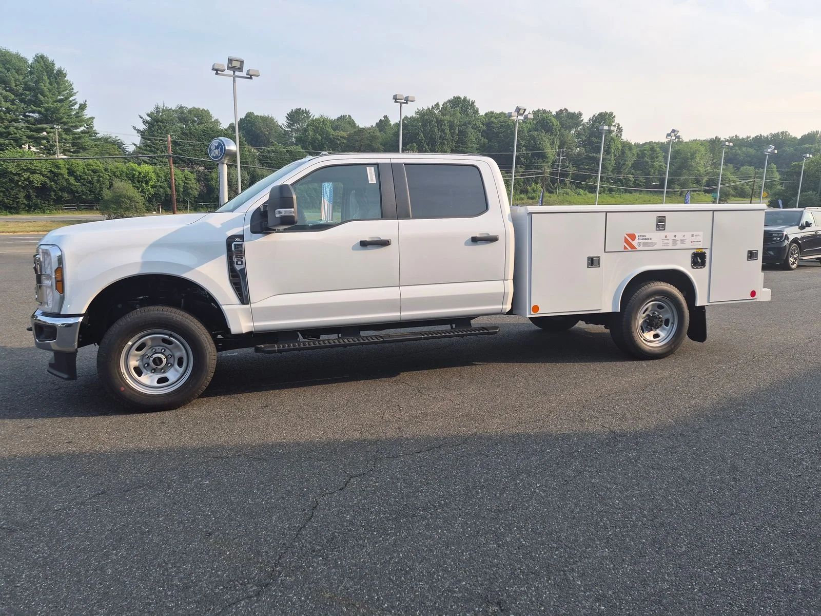 New 2026 Oxford White Ford XL SERVICE BODY image 11