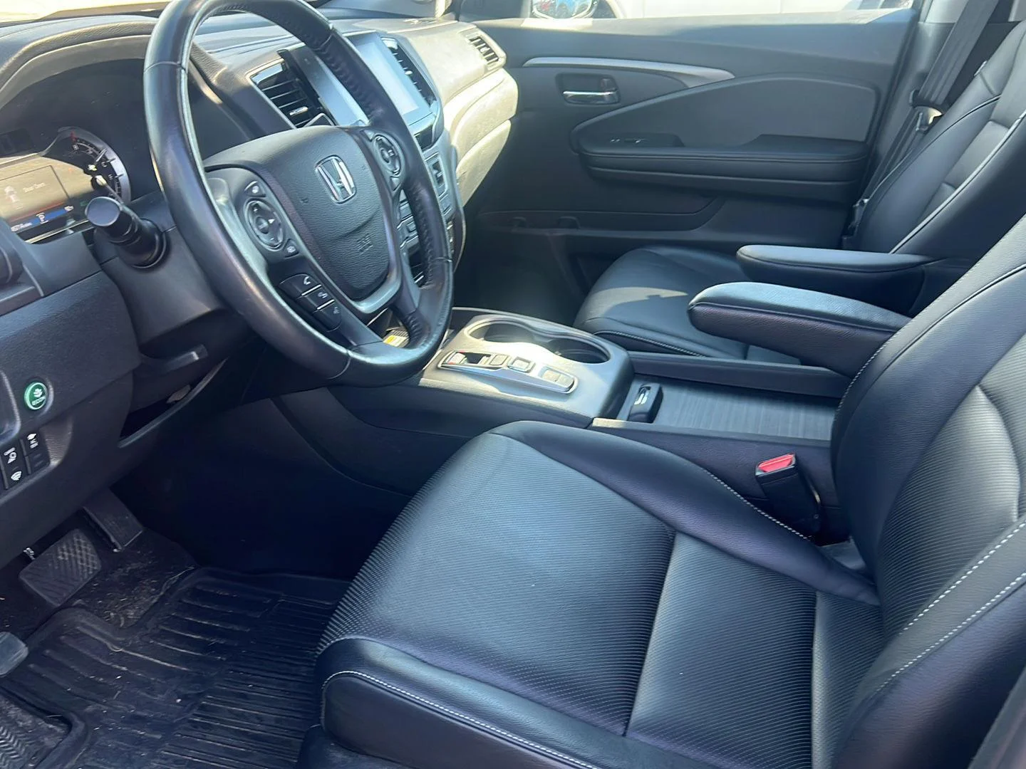 Used 2022 Pacific Pewter Metallic Honda RTL-E image 16