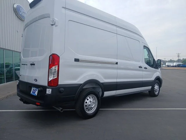 New 2026 White Ford Base image 3